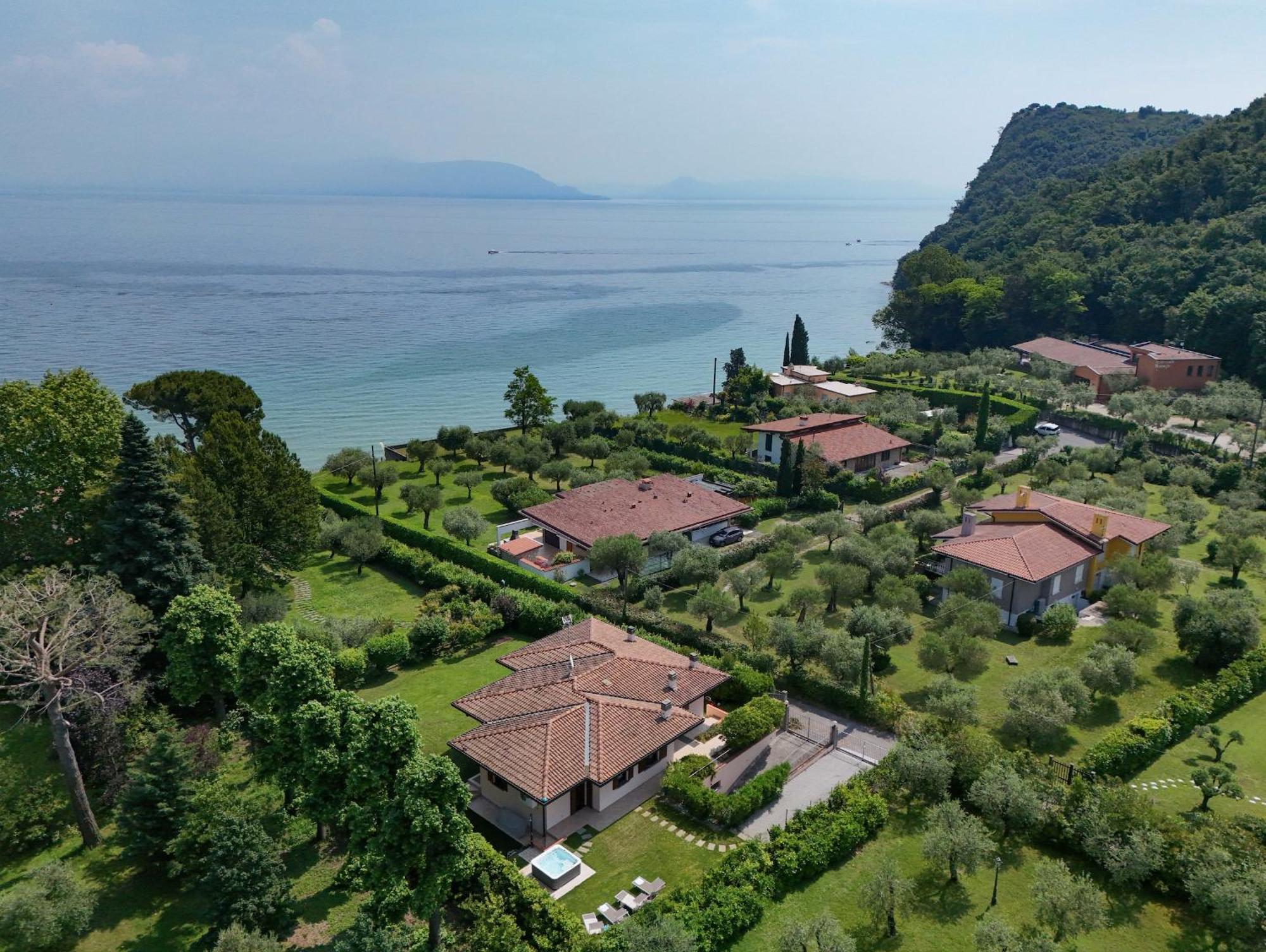 Villa Giulia Manerba del Garda Exterior photo
